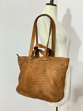 Sundance Double Handled Woven Tote Bag
